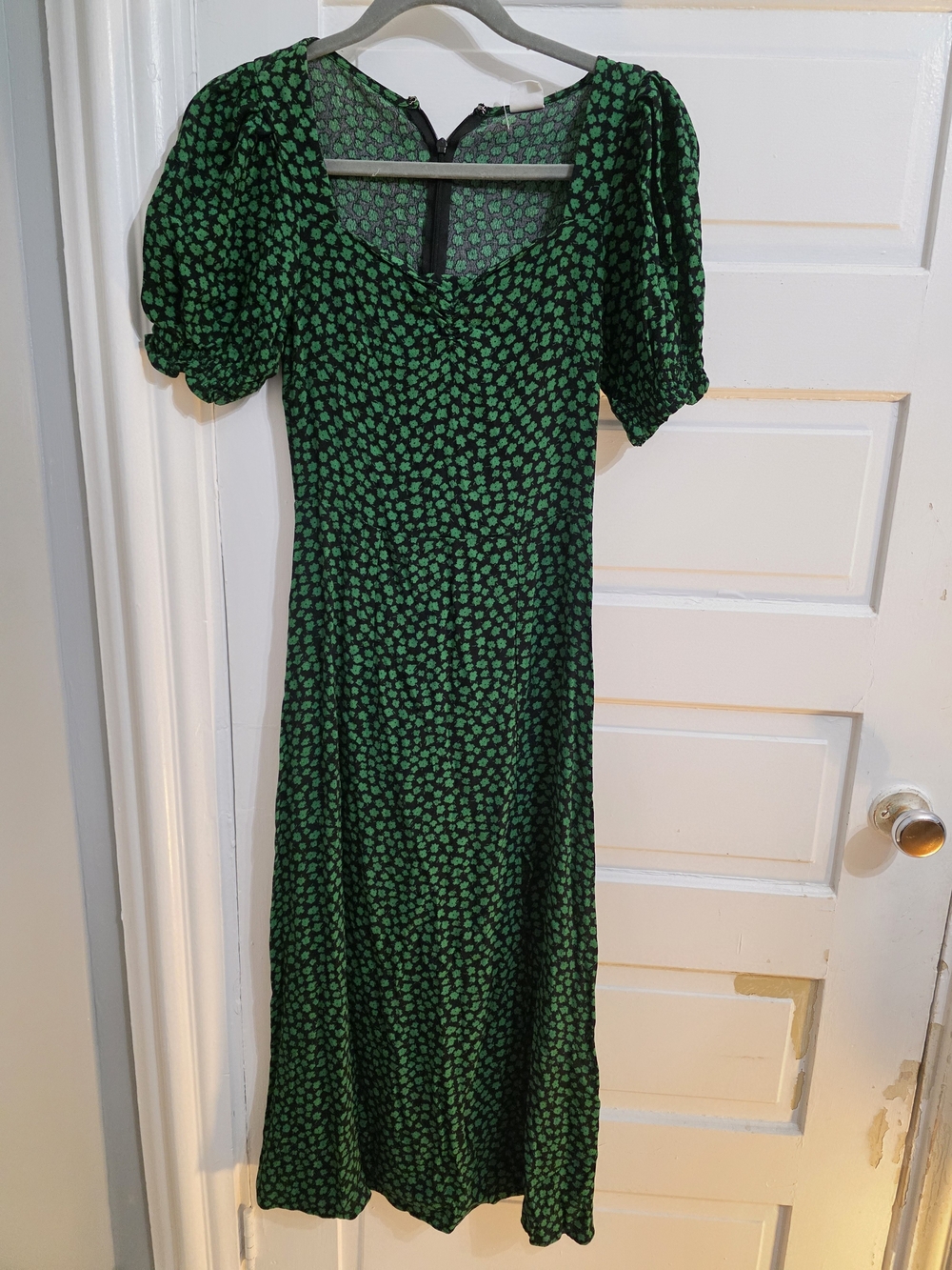 H&M Green Puff-Sleeve Midi Dress with Heart Print